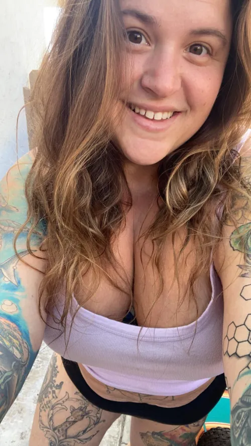 Thumbnail Exploring the Flirtatious World of an AmazingCurves BBW Milf by handful_heather420