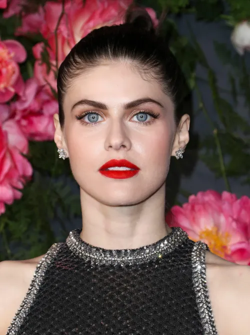 Thumbnail Alexandra Daddario: An In-Depth Look by rockyfortino