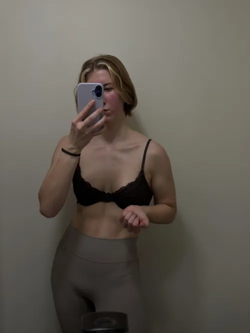 Thumbnail Fitkarmenk Continues Improvement Journey on OnlyFans