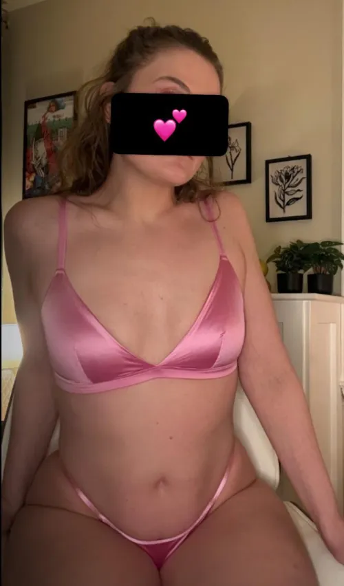 Thumbnail Love's Essence in the Air: A MILF's Story | WalkConnect | milf