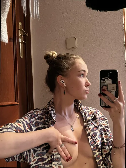 Thumbnail Seductive Invitation: Join ArabPorn with bellawhitexoxo