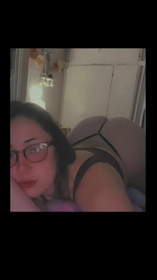 Thumbnail Sexting Adventures: meadowgirl_27's Offerings