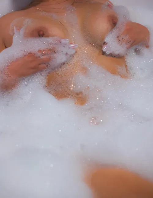 Thumbnail Bathtime Invitation: Join Me for a Relaxing Bath by StraightNectarine138