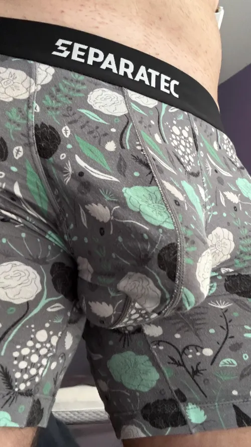 Thumbnail Unveiling Secrets: PineappleCoupl's 49 Straight Story | Bulges