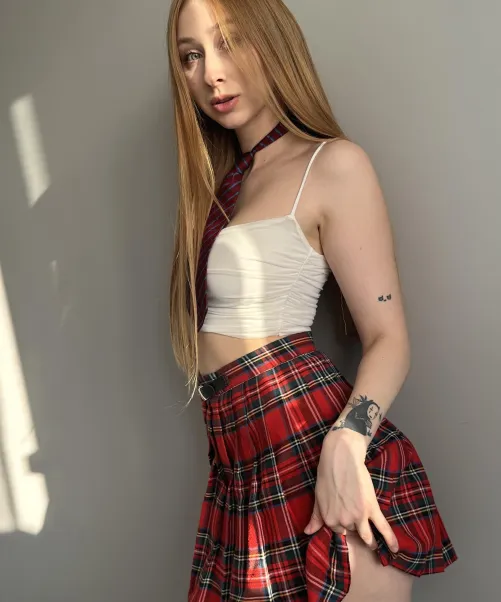 Thumbnail Irresistible in a Miniskirt: CoconutDeliight's Allure Unveiled