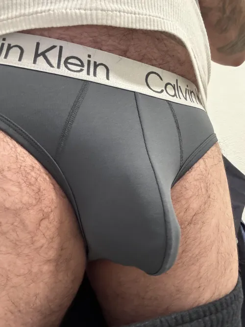 Thumbnail CK Bulge Confessions: 38 Bi | HairyHornyCpl