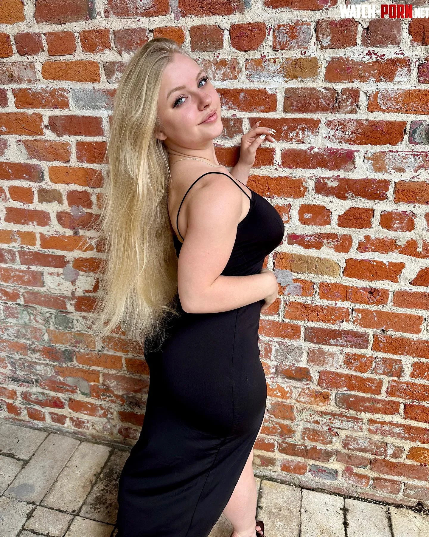 Perfect curves by lillymayloveyou