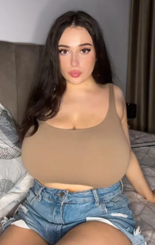 Thumbnail Heavy - Dominic998's Story from 2busty2hide Category