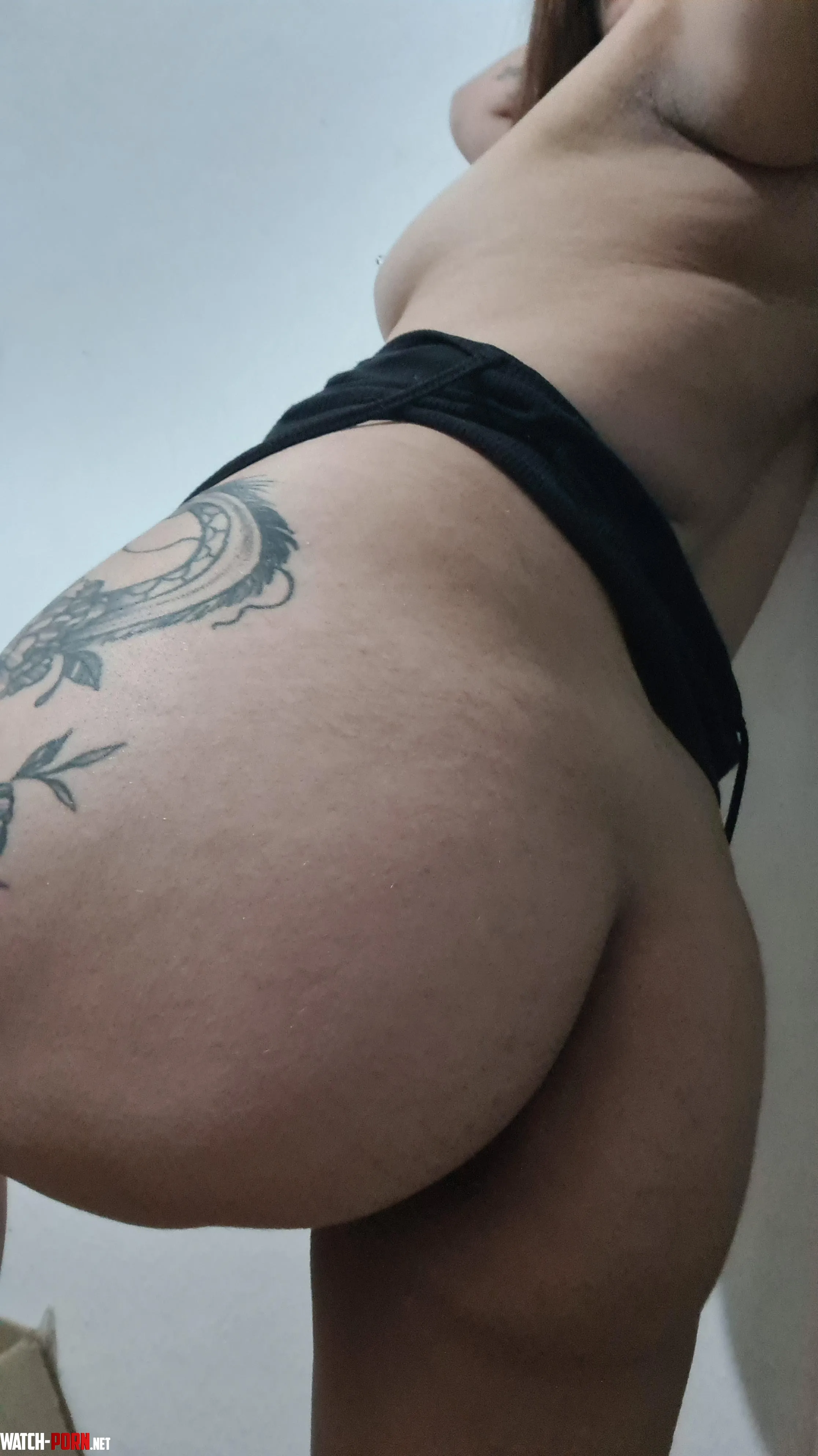 Do you eat ass by any chance by Nae_pz2