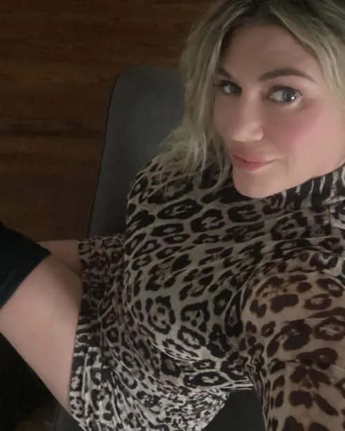 Thumbnail Cheetah: Discover obionagugu's 2busty2hide Collection