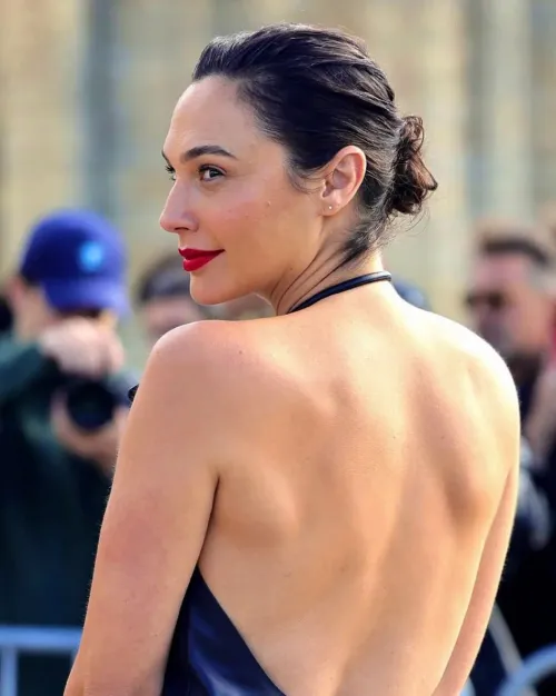 Thumbnail Gal Gadot by mbaboi19