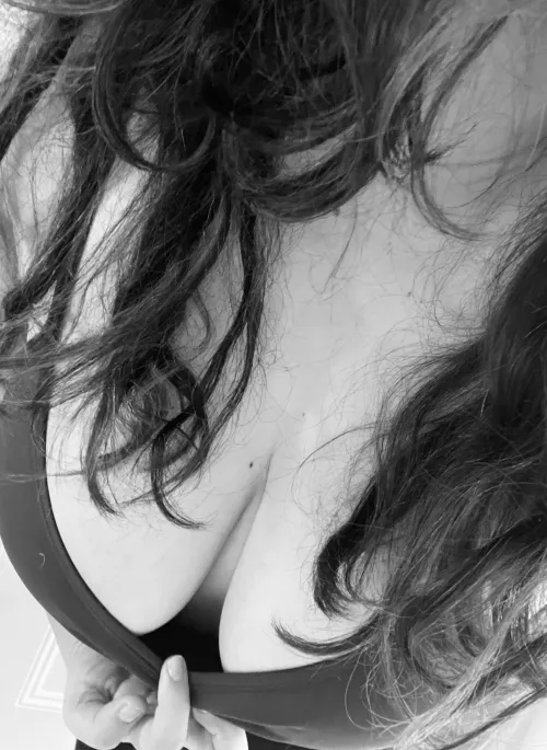 Thumbnail Sweaty Sunday by Comfynewt | Downblouse Category