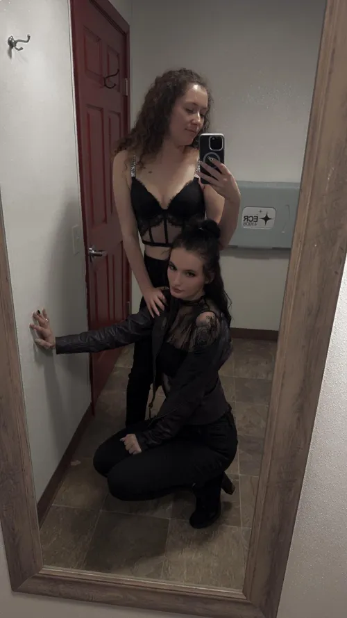 Thumbnail Wicked_bee2775 Unveils xsmallgirls World: My Girlfriend and I Story