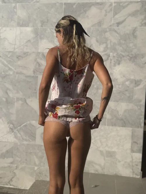 Thumbnail TheSLuttyKitten456's Booty Beauty Unleashed