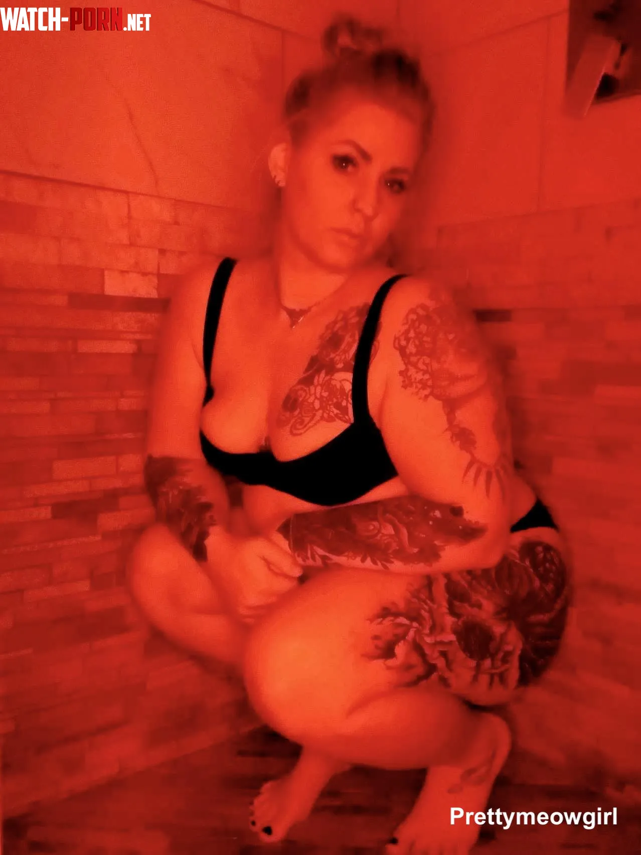 The curvy alt milf of your dreams is here by Prettymeowgirl