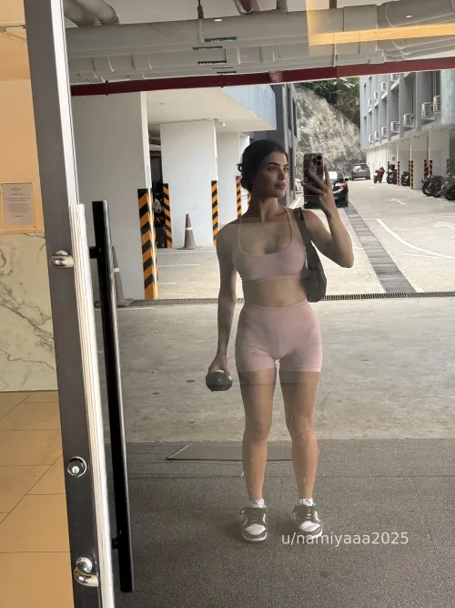 Thumbnail namiyaaa2025: The Best Cameltoe in Yoga Pants