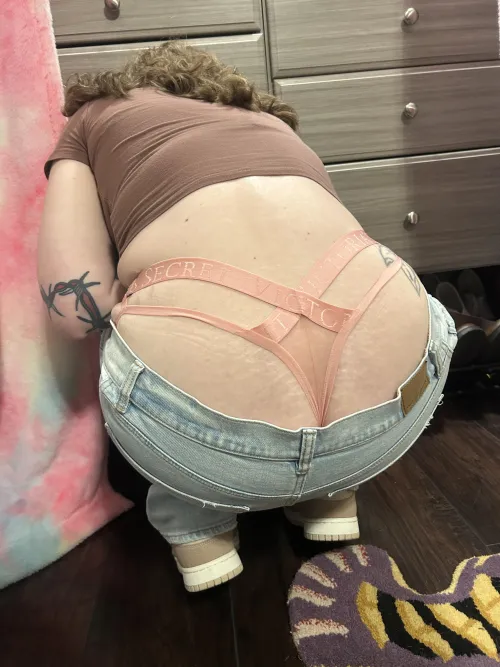 Thumbnail Big whale tail today  by Big_texas88