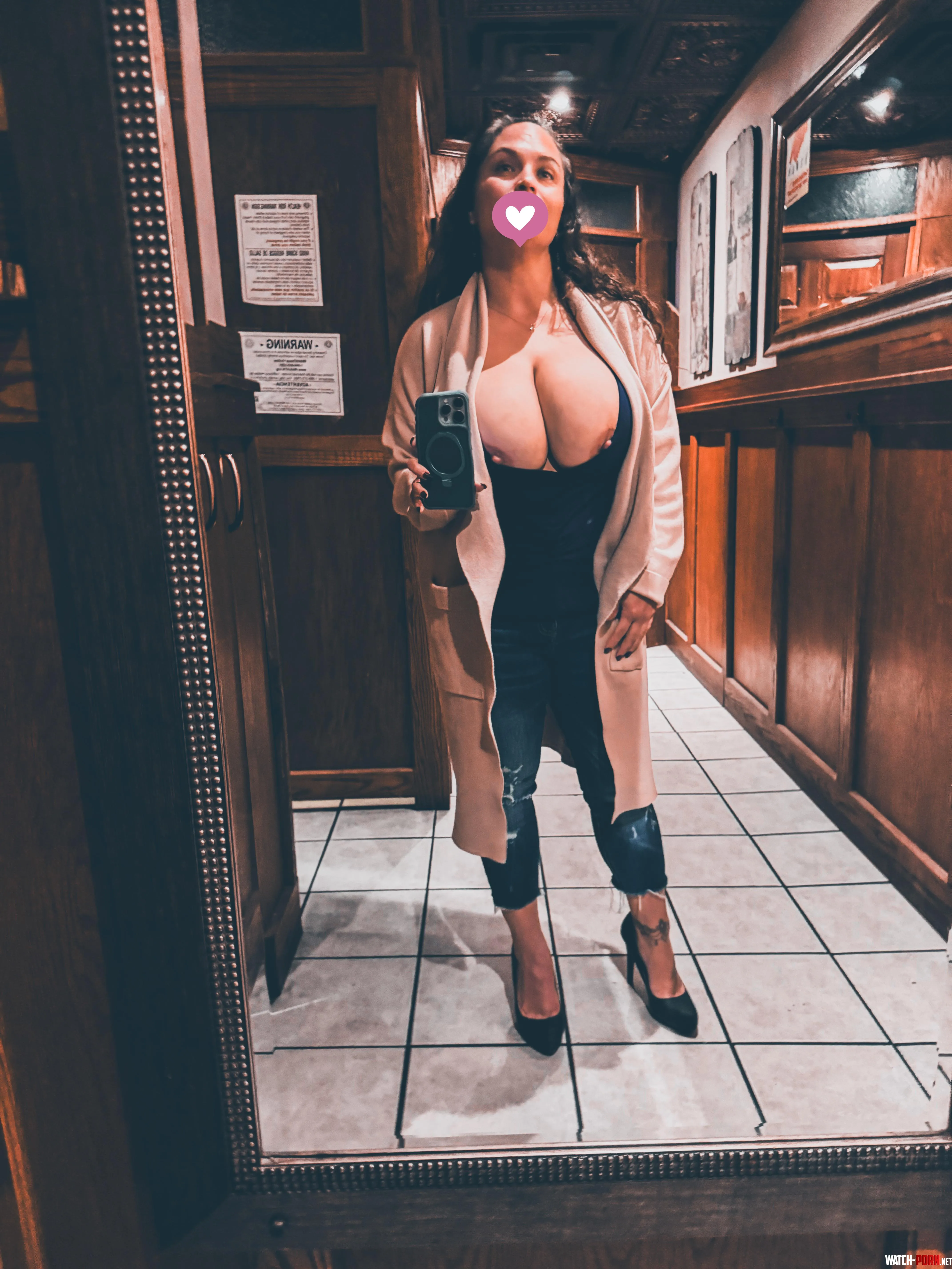 Does this coat make my nipples look big by Shortandthicck2