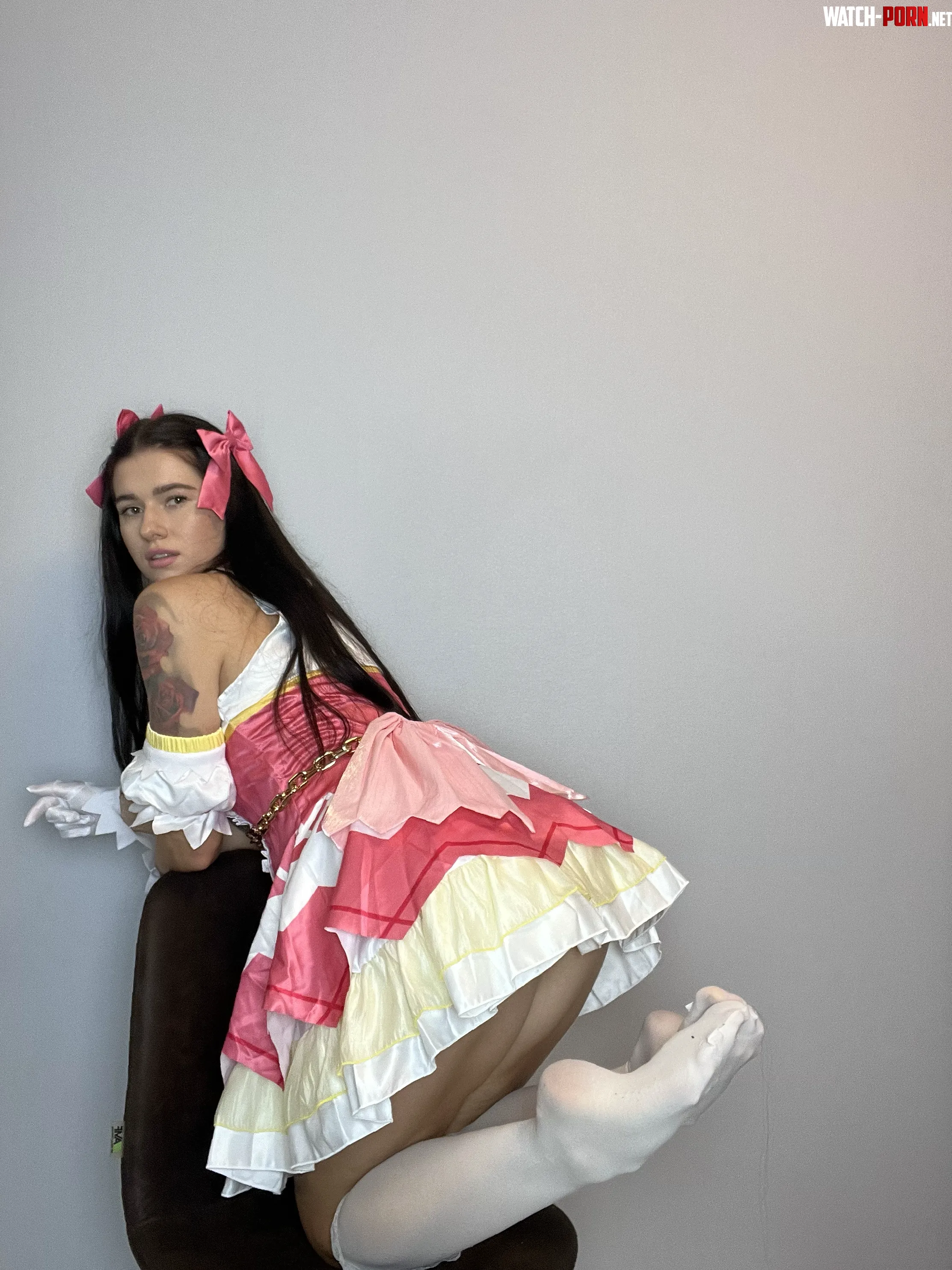 May I send you more cosplay pics yn by BrettaniMuun