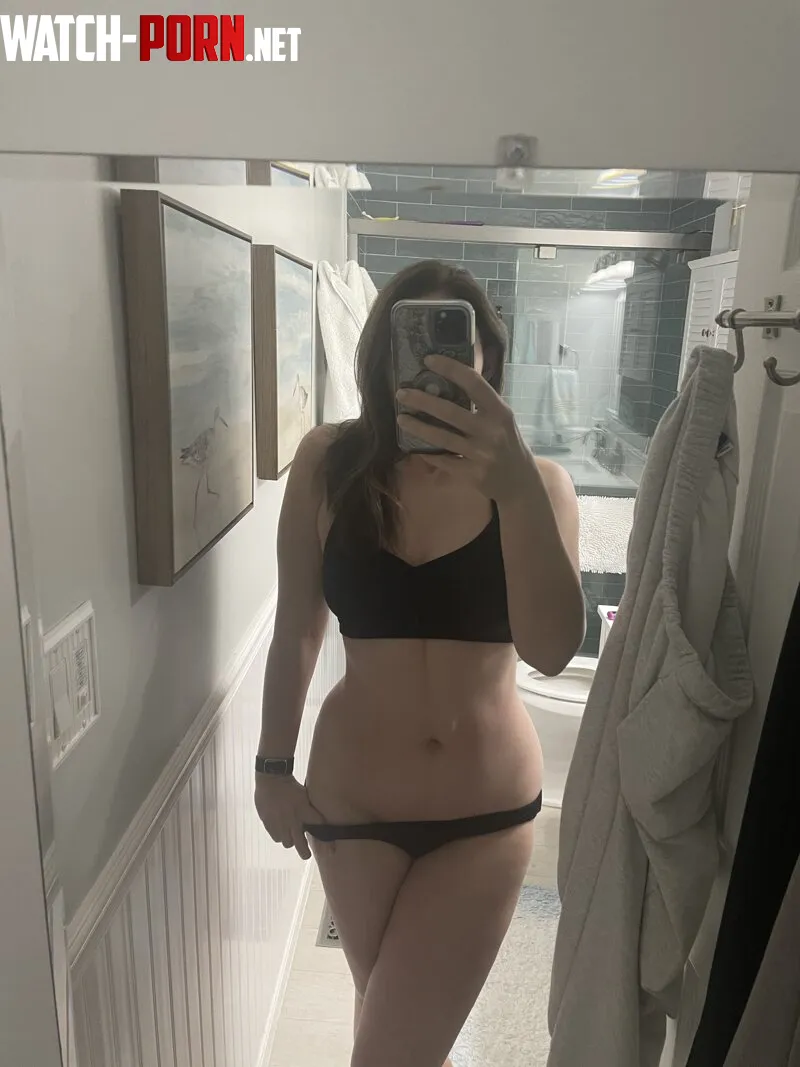 My curves wanted to say happy sunday funday by EmilySequoia