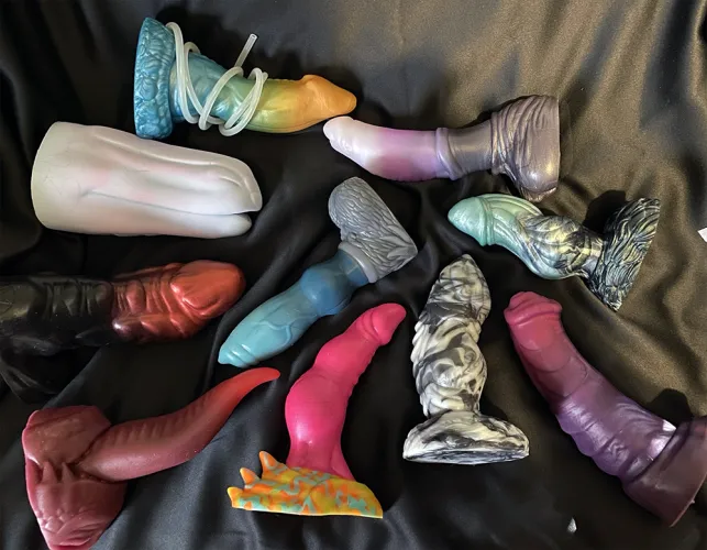Thumbnail Discovering New Hoard Additions in the BadDragon World by throwAlonestar | Exclusive Insights