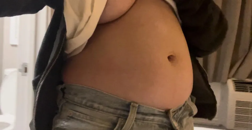 Thumbnail BallooninGG's Weight Loss Journey Gone Wrong: A Humorous Take on Stuffers