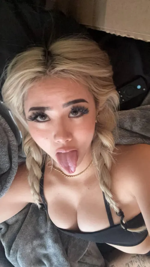 Thumbnail Asian Ahegao Fantasies by Ammlock00 - RealAhegao