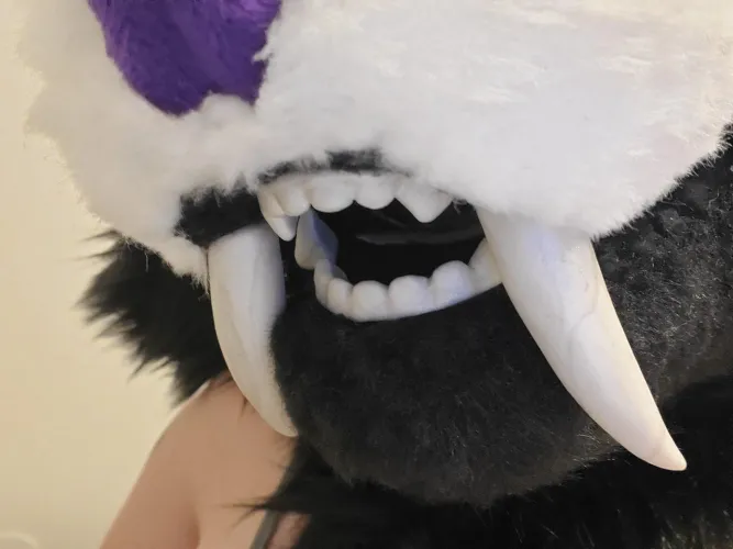 Thumbnail Eevauwu's Captivating World of Furry Explored Through 'Teeffs'