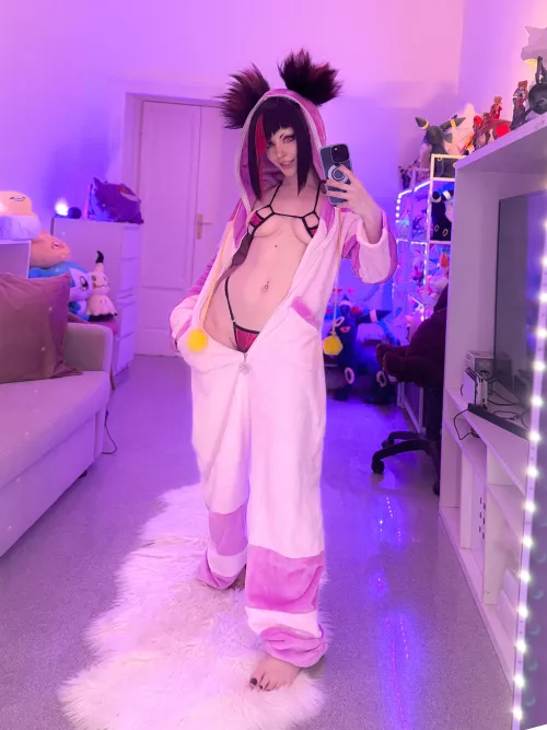 Thumbnail Juri Han Street Fighter Antics by Shinycos | rule34