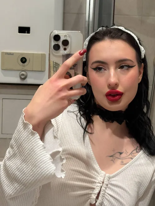 Thumbnail Innocence Aside: Embracing Bold Choices | bigkissingfox