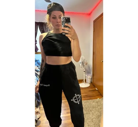 Thumbnail Proudly Showing Off the Mom Tum | croptopgirls by Brittfaithm