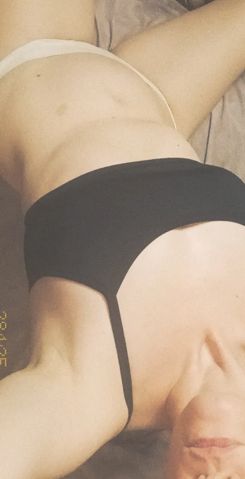 Thumbnail Sweaty Excitement: An Armpit Fetish Journey with anyapratt