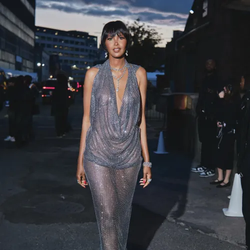 Thumbnail Ubah Hassan's Captivating Aura in gentlemanboners Category