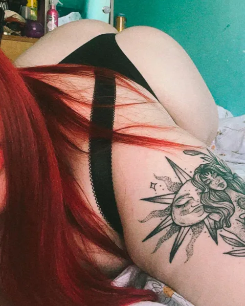 Thumbnail Chubby Gals Fuck Better: Exploring Pleasure with JessieKat22