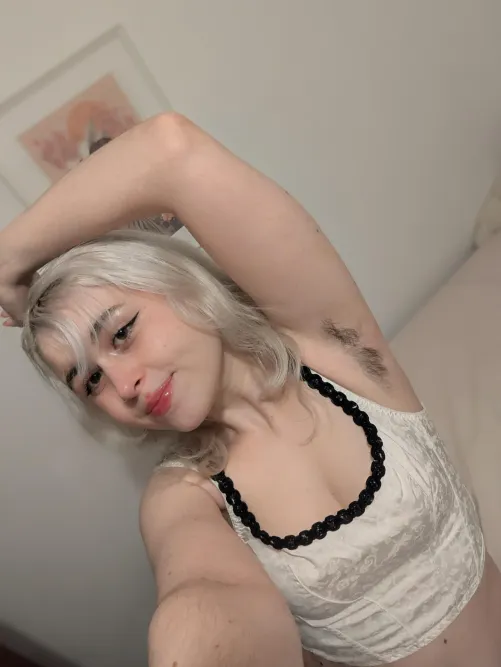 Thumbnail Pose Explorations: Emirialovesu's Ongoing Journey | HairyArmpits