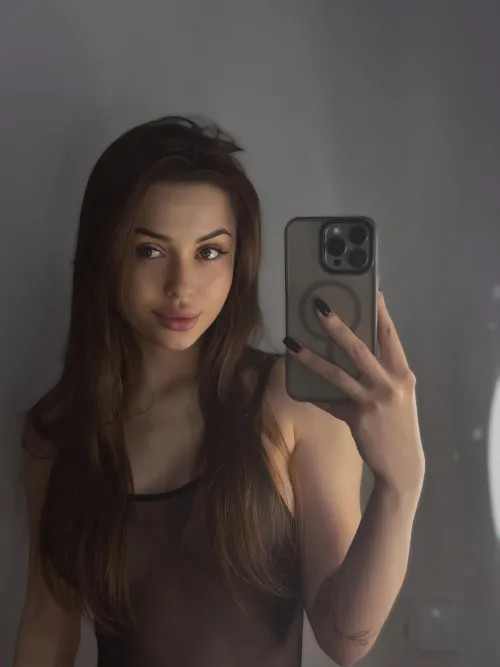 Thumbnail Playful Locks: Concealing Naughty Moods Behind Hair | Neiziesa1