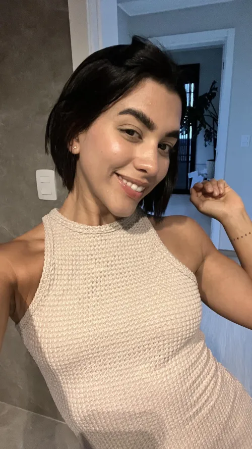 Thumbnail Xatonas' Experience of Subtlety in a Breasts-Friendly Dress
