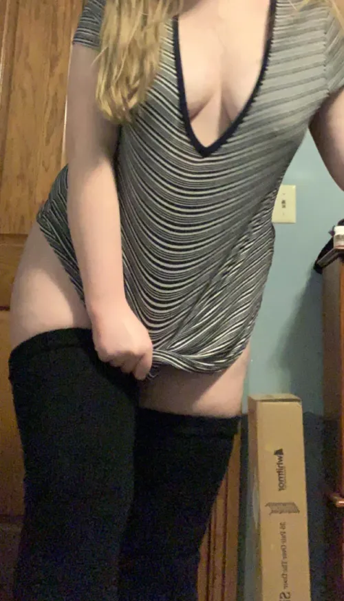 Thumbnail Thigh Highs Enthusiasts: Let's Chat! by Skiestormz
