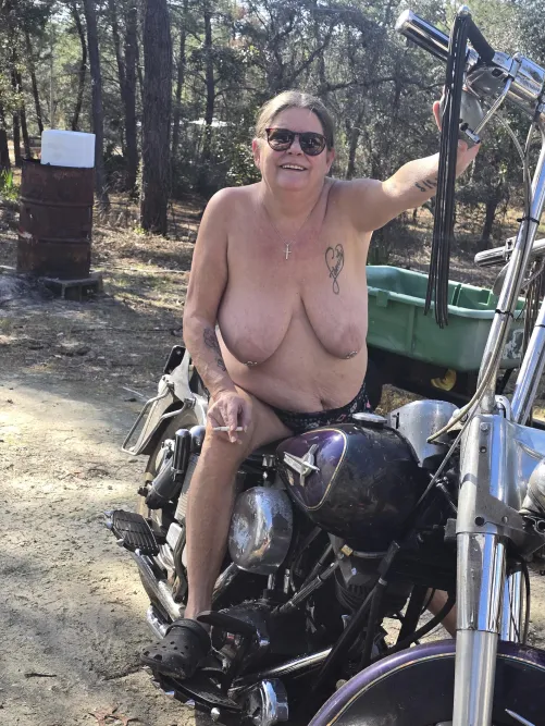 Thumbnail Gma's Presence: A GILF Exploration by Biker_Granny