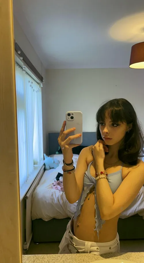 Thumbnail Stylish or Too Much? Assessment of Croptop Outfits | Past_Scale_6240