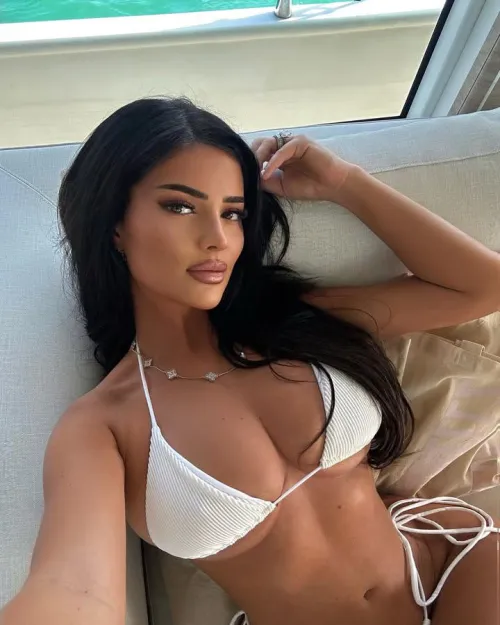 Thumbnail Spilling Out: Big Tits Unleashed - BigTitsinBikinis