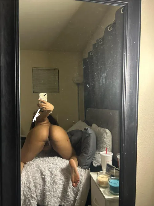 Thumbnail Explore the Sensuality of 'Smack It' by thiccnesssss in EbonyAmateurs