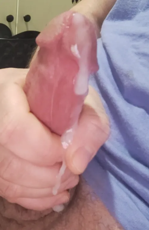 Thumbnail Cumming by Connect-Specific-105 | RedditorCum