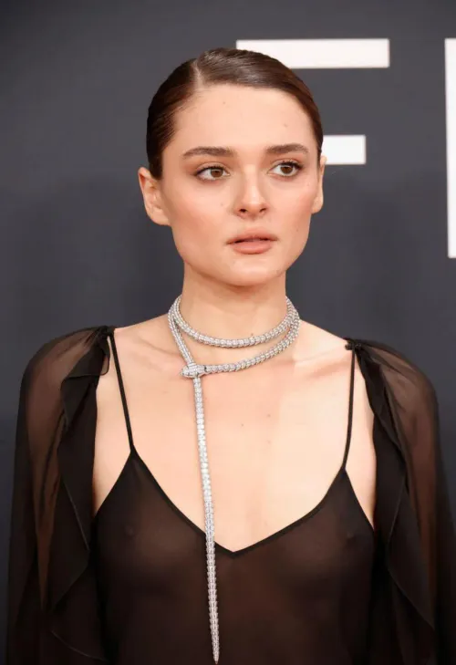 Thumbnail Grammys Glamour: Charlotte Lawrence's Stunning Exposure by 247o | celebsnaked