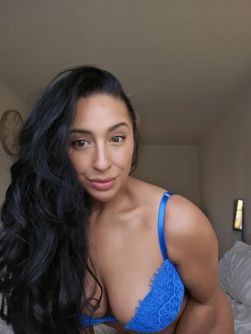 Thumbnail mowwibaby's Alluring Invitation: 'Is This a Face You'd...' on OnlyFans