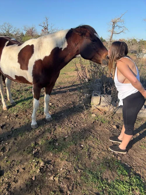 Thumbnail Fearless Country Girl: Join Sasha_jo94 on a Journey through Countrygirls