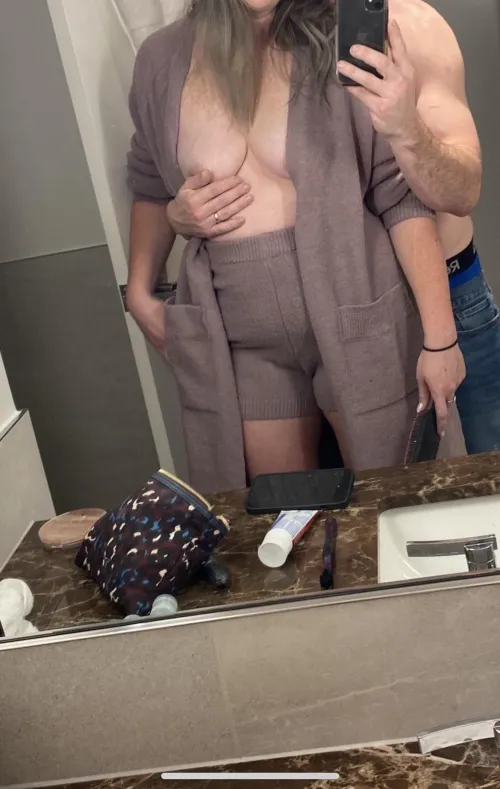 Thumbnail Making Friends: A GWCouples' Connection by Couplesacount