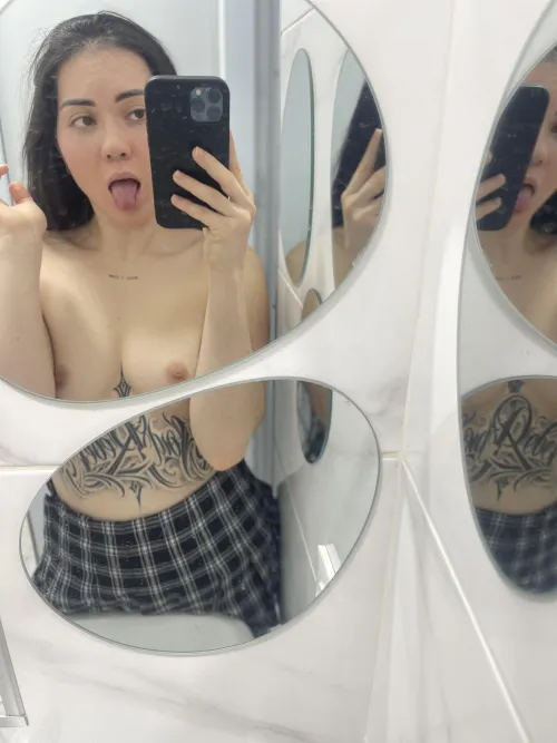 Thumbnail Meet an Asian Girl with Stunning Tattoos That Deserve Your Attention by DopamineUtopia
