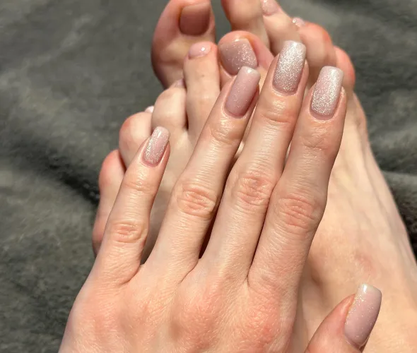 Thumbnail Stylish Match: Perfectly Coordinated Manicure by jiokamale | nailFetish