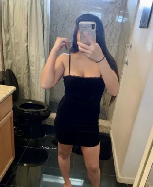 Thumbnail missalaniarose's Captivating Collection of Black Velvet Dresses in tightdresses
